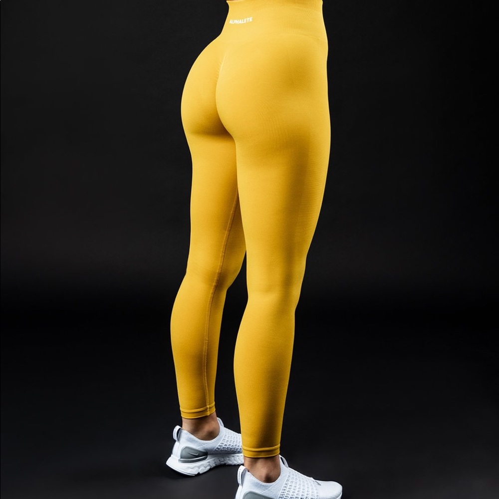 Alphalete Amplify Leggings